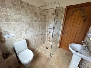 Photo 24- click for photo gallery